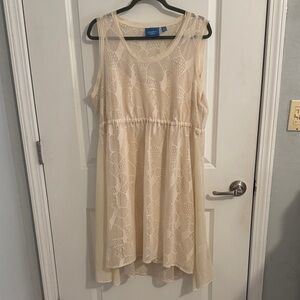 Simply Vera Vera Wang Cream Lace Top